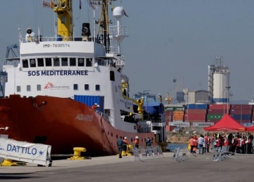 La revoca della registrazione all'Aquarius è frutto della campagna di criminalizzazione delle ONG e delle operazioni di soccorso
