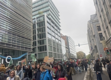 Marcia per il clima a Bruxelles: per la pace e l'azione sul clima