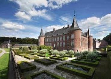 Il vertice dei leaders al Castello di Alden Biesen: Merz/Meloni contro Draghi/Letta?